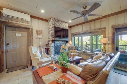1 Mi to Beech Mtn: Cabin w/Fire Pit & BBQ!