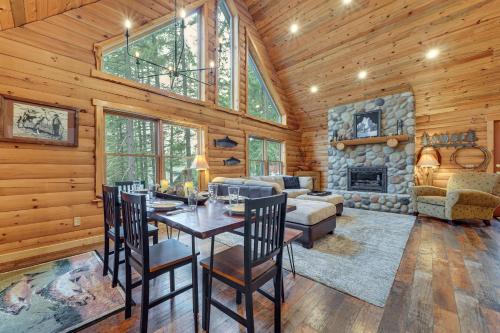 1 Mi to Cle Elum Lake! Family Cabin w/Game Room