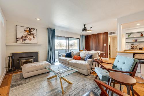 1 Mi to CU Boulder! Walkable Condo w/Indoor Pool