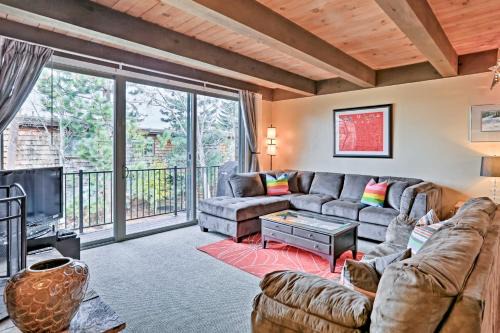 1 Mi to Shore: Quiet South Lake Tahoe Condo