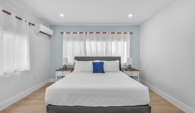 #1 - Romantic Beach Escape 1BR | Walk to Ocean