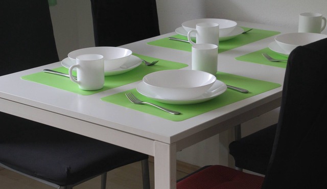 1 Studio Flat walking distance to ski lifts (we have 2 in the same building)