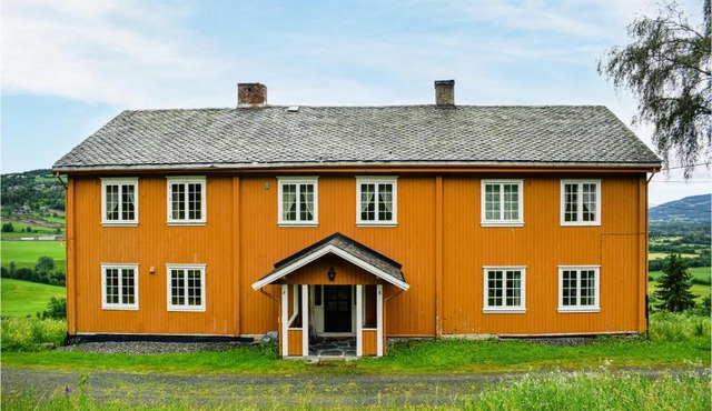 10 Bedroom Lovely Home In Østre Gausdal