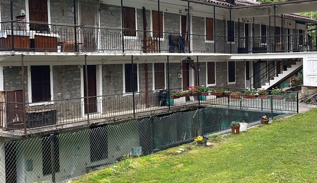10 minutes from the enchanting Macugnaga alpine apartment with pets allowed