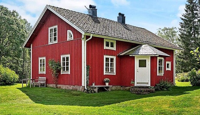 10 person holiday home in SKILLINGARYD