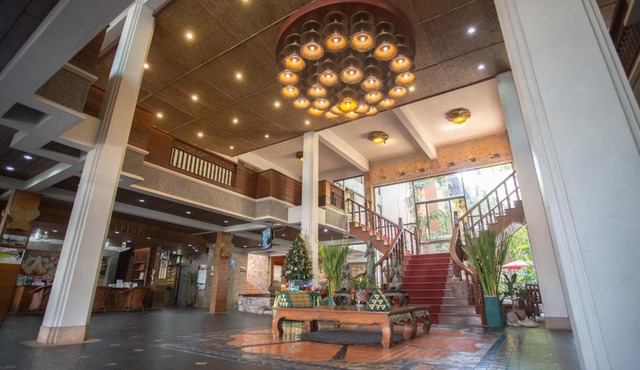 100 Islands Resort & Spa