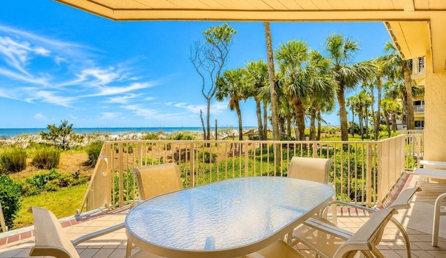 1002 Turtle Lane - Directly on the beach with amazing ocean vistas!