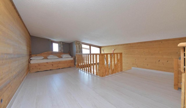 100m from resort center, 8th floor, balcony, tv, 40m², Les Arcs
