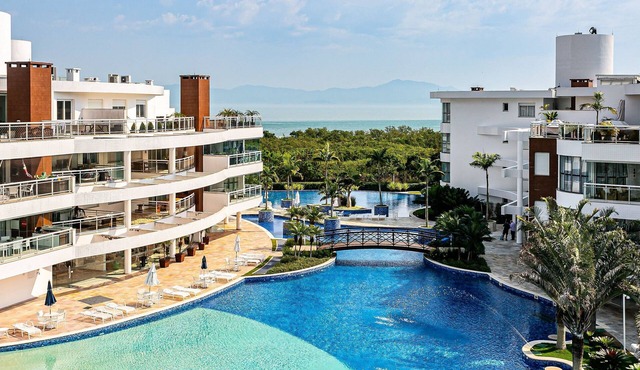 100m from the Beach | Resort Club #CHA17