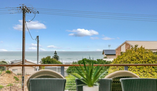 108 Morrison – Luxury Beach House with Sea Views | Middleton Beach Holiday Rental