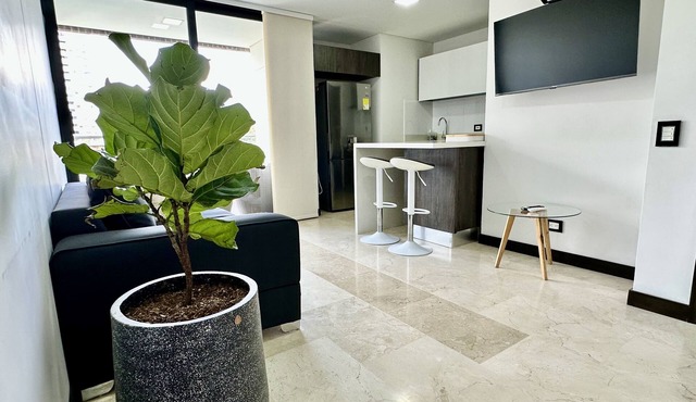 1101 El Poblado! Two Balconies & a Beautiful View