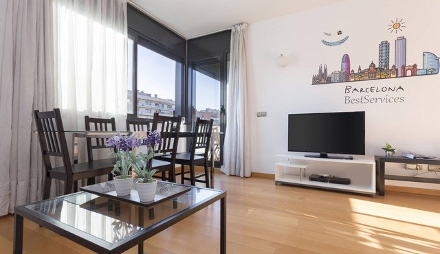 1217 - Forum Diagonal Apartment