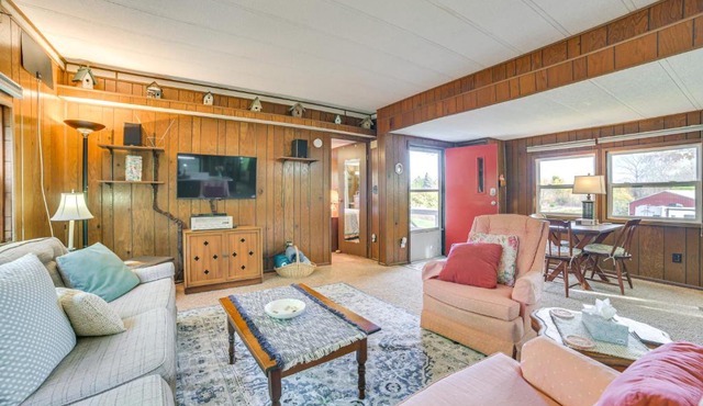 13 Mi to Nubs Nob: Pet-Friendly Retreat
