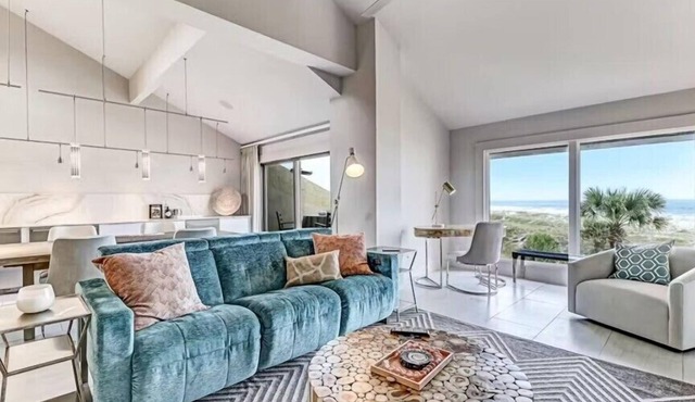 1410 Windsong - Beautifully updated, 2 Bedroom, Oceanfront