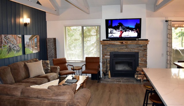 #142 A corner unit with a view of Mammoth Mountain from the dining area