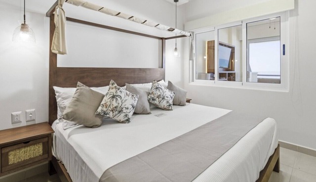 1432 Ocean Front 2 bedroom