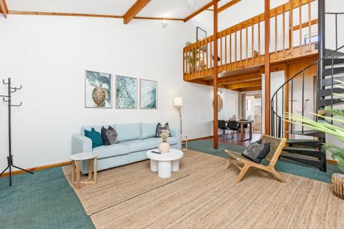 15 Cottesloe - steps from beach - sleeps 3