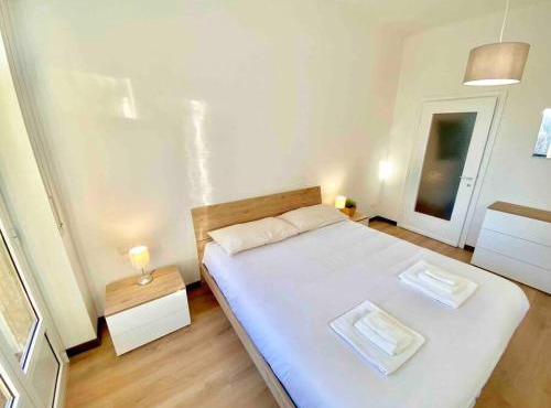 [15 Minuti dal Duomo] + 8 posti letto