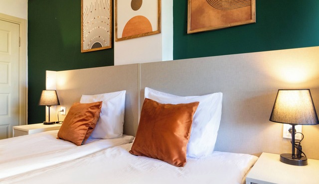 156 Hotel Residence