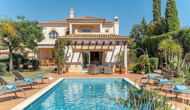 174 Gramacho Immaculately Presented Villa With Pool Heating