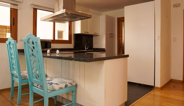 19. Comfortable 2 bedroom apartment, second level