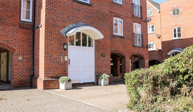 19 Quayside Walk