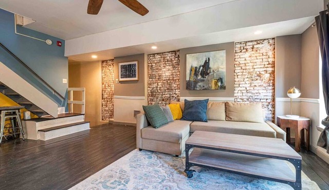 1918 Duplex with Character City Center