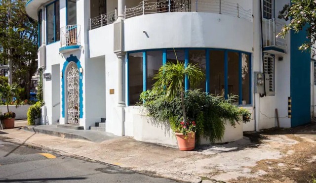 1940s Colonial Gem · 2BR 2BA · Ocean Park · Steps to Beach & Loíza St