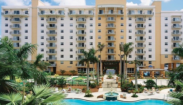 1br Deluxe-Pools, Mini Golf & Boating-Areca Palm