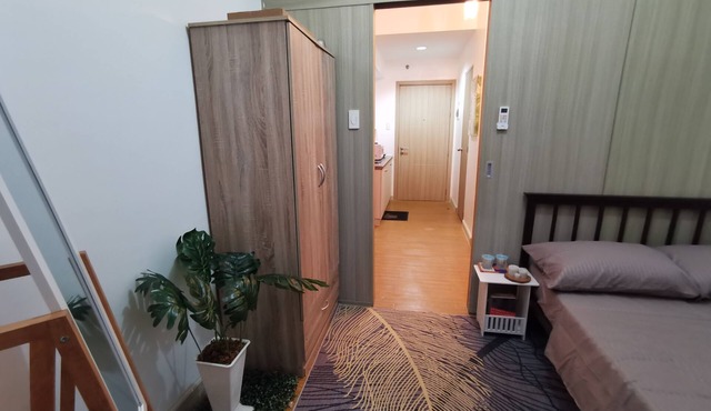 1BR Studio w/Pool, Balcony, Near Airport&Hotspots