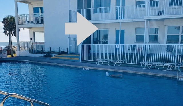1ST FLOOR KITCHENETTE OCEAN JEWELS AT HEATED POOL GREAT OCEAN VIEW NEW 2 POOLS