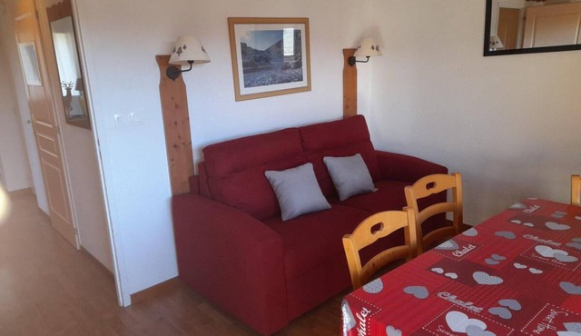 1st floor, view mountain, balcony, tv, 32m², La Joue du Loup
