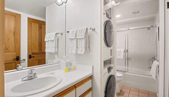 2/2 Aspen Core, Sauna, Hot Tub, Pool, fireplace!