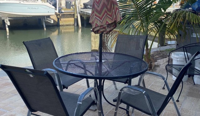 2 bdr on Water 1142 Nettles Blvd, Island Resort: Piers for 32 ft boat, hot tubs