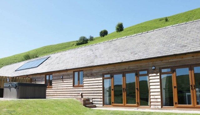 2 Beacon View Barn, Beguildy
