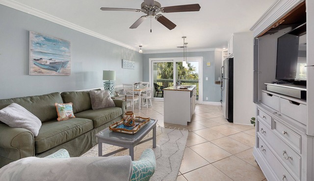 2 bed/2 bath marsh front unit in Sea Palms