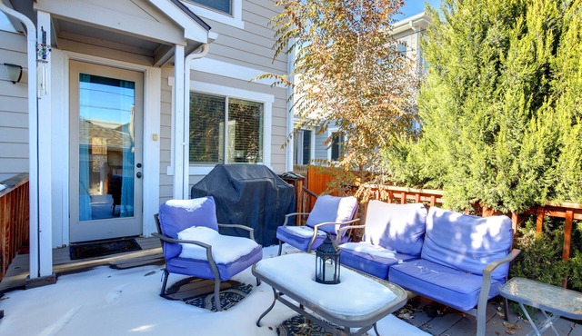 2 BED/2 BATH, STEPS TO SLOANS LAKE, 5 min Downtown DENVER, pets Ok, Fenced yard