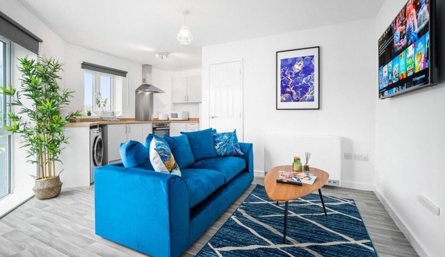 2 Bed Apt*Parking*Wi-Fi*Netflix