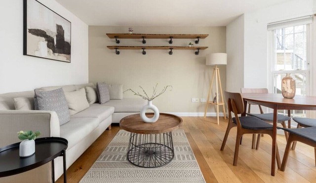 2 Bed Garden Flat in Clapham