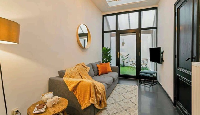 2-Bed Haven with Patio in Antwerp + Free parking