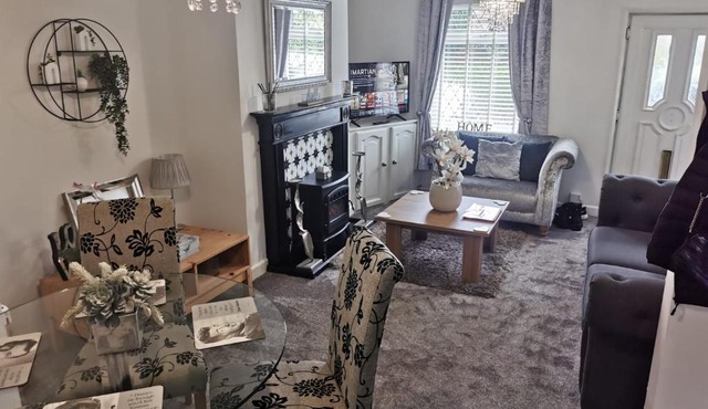 2-Bed House in Macclesfield Cheshire