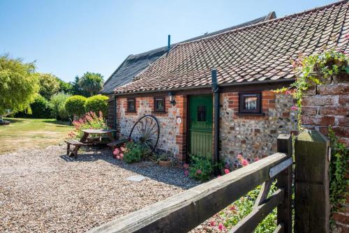 2 Bed in Bacton oc-712