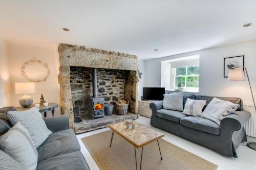 2 Bed in Breage oc-jobcot