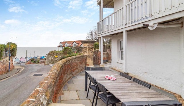 2 Bed in Felixstowe oc-m30281