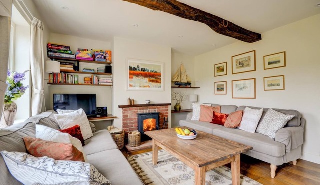 2 Bed in Little Barningham (oc-1817)