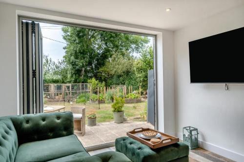 2 Bed in Marks Corner oc-m32394