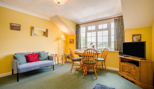 2 Bed in Swanage oc-wy129