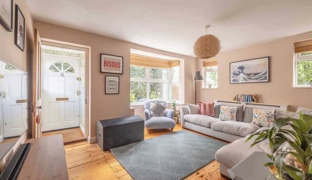 2 Bed Staycation in Eton - By Tempstay