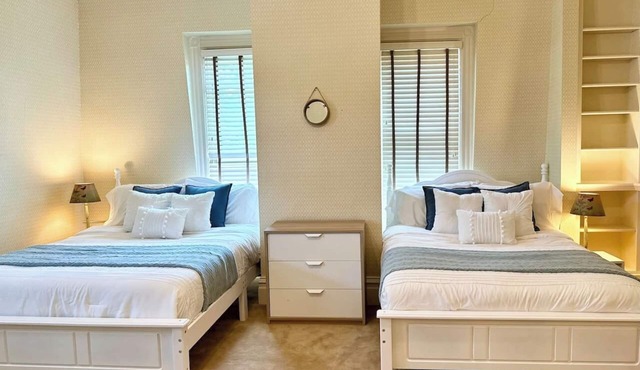 2 beded Luxury Guest Studio at the Hale House