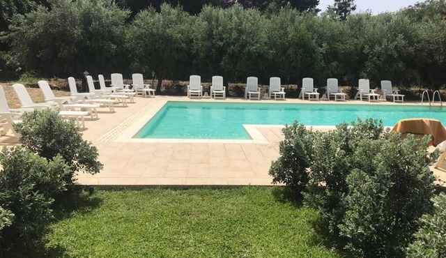 2 Bedrooms Modern Apartment by the SEA, Pool, Wi-Fi, A/C, Terrace, in resort